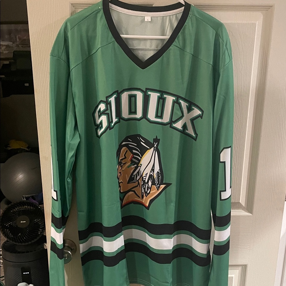 ND Sioux Hockey Jersey